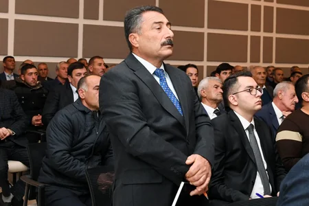 Naxçıvanda bələdiyyələrin fəaliyyətindəki problemlər müzakirə olunub