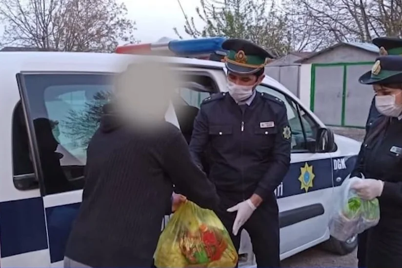 Gömrükçülər yardımlarını davam etdirirlər