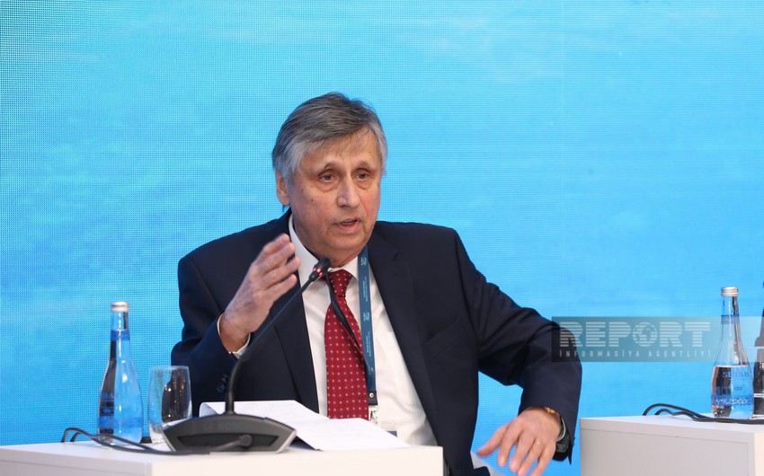 Former Czech PM calls for solution to climate change problems  