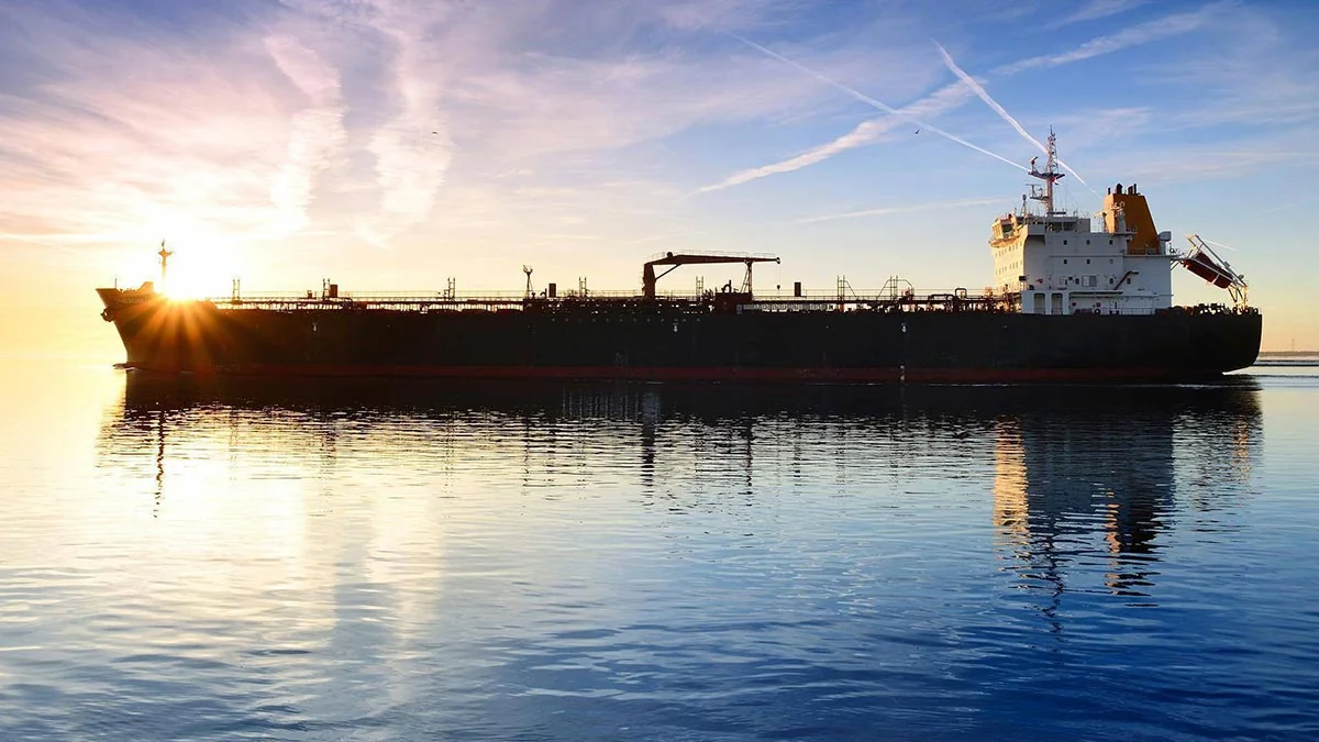 Bloomberg:Танкеры с нефтью из России пропали с радаров