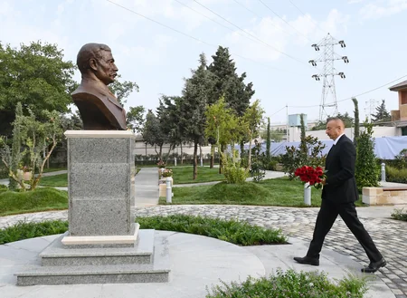 Президент Азербайджана принял участие в открытии парка в Амирджане