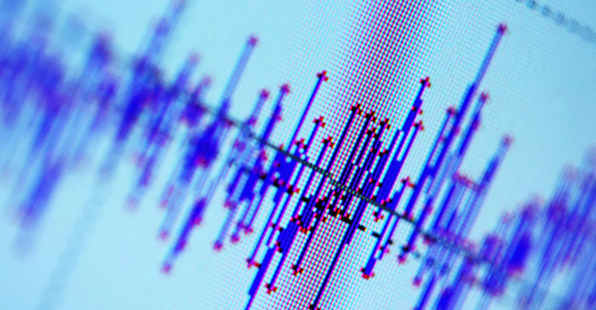 Çində zəlzələ baş verib