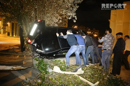 Bakıda yolda aparılan təmir işləri yol qəzasına səbəb olub - FOTO - VİDEO - YENİLƏNİB