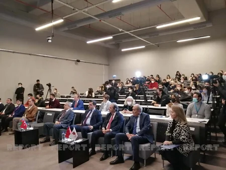 Nişantaşı Universitetində Nizami Gəncəvi adına konfrans salonu təsis olunub