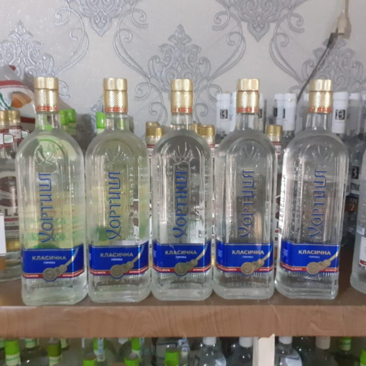 Ağcabədidə kafedə saxta alkoqollu içkilər aşkarlanıb