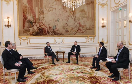 Prezident İlham Əliyevin “Credit Agricole SA” şirkətinin baş direktoru ilə görüşü olub