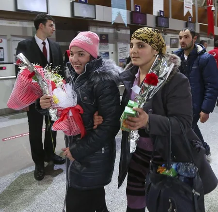 329 məshəti türkü Ukraynadan Türkiyəyə köçüb