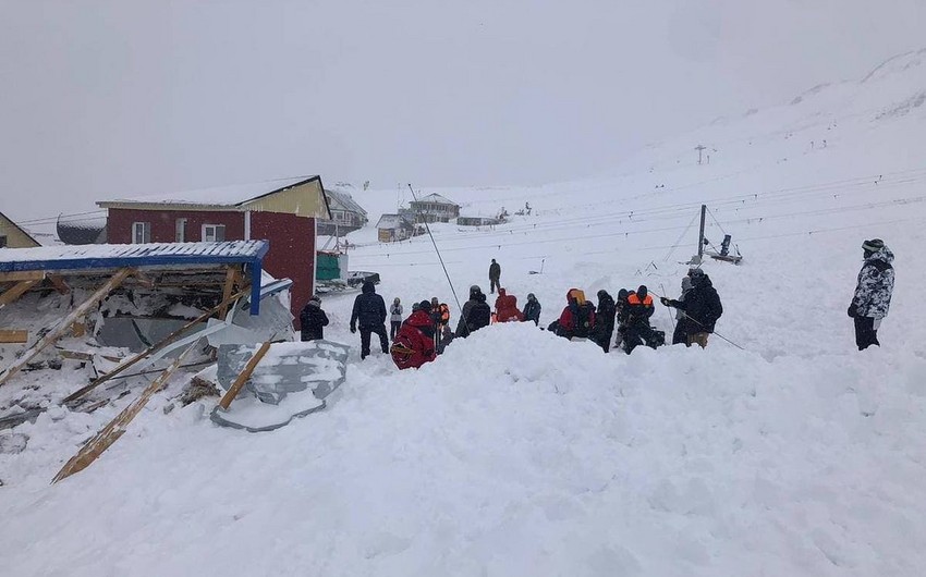 Japan: More than 60 people were killed while clearing snow