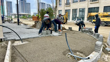 Ağ şəhərdə 12 küçə inşa edilir