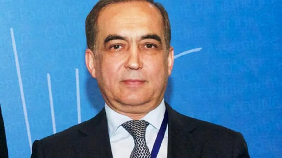 Sabir Hacıyevə “Əməkdar hüquqşünas” fəxri adı verilib