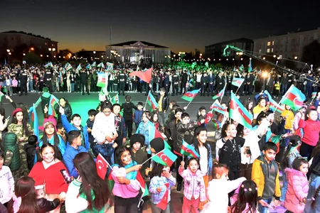 Naxçıvanda Zəfər Günü böyük coşqu ilə qeyd edilib - YENİLƏNİB