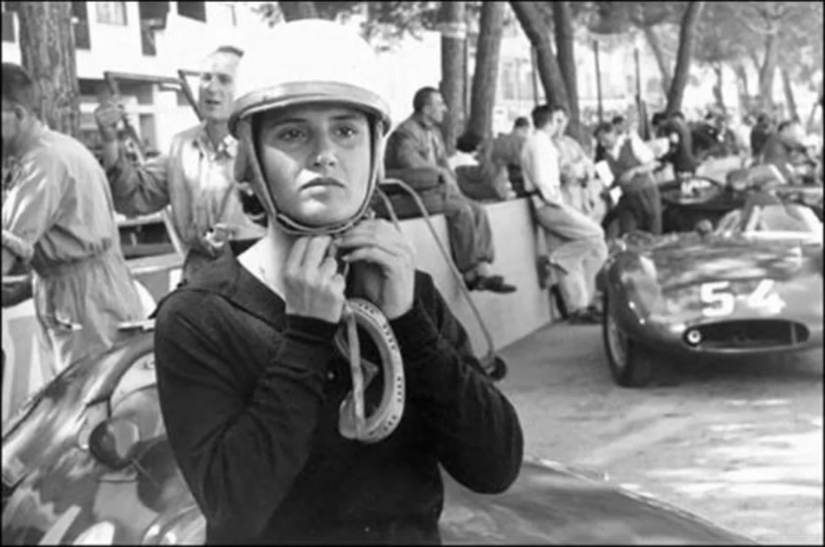 ​Formula 1in ilk qadın pilotu vəfat edib