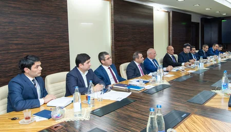 Vergilər Nazirliyində iqtisadçı ekspertlərlə görüş keçirilib