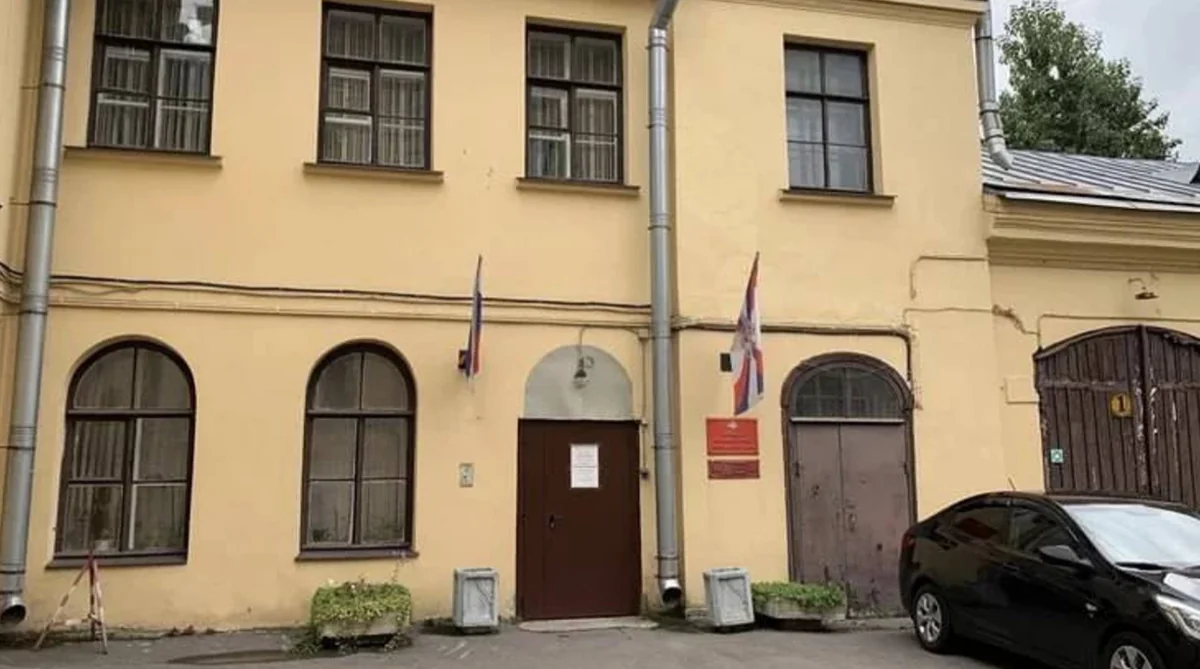 Sankt-Peterburqda hərbi komissarlığı yandırmağa cəhd edən Özbəkistan vətəndaşı həbs edilib