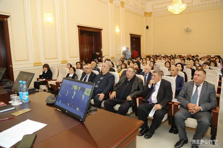 Mikayıl Müşfiqin poetik dili mövzusunda elmi sessiya keçirilib