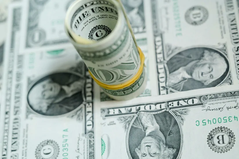 Курсу доллара предрекли обвал из-за вакцинации от коронавируса