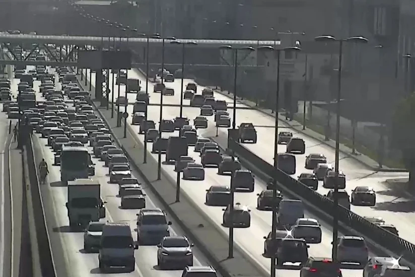 Bakının bir sıra yollarında tıxac yaranıb
