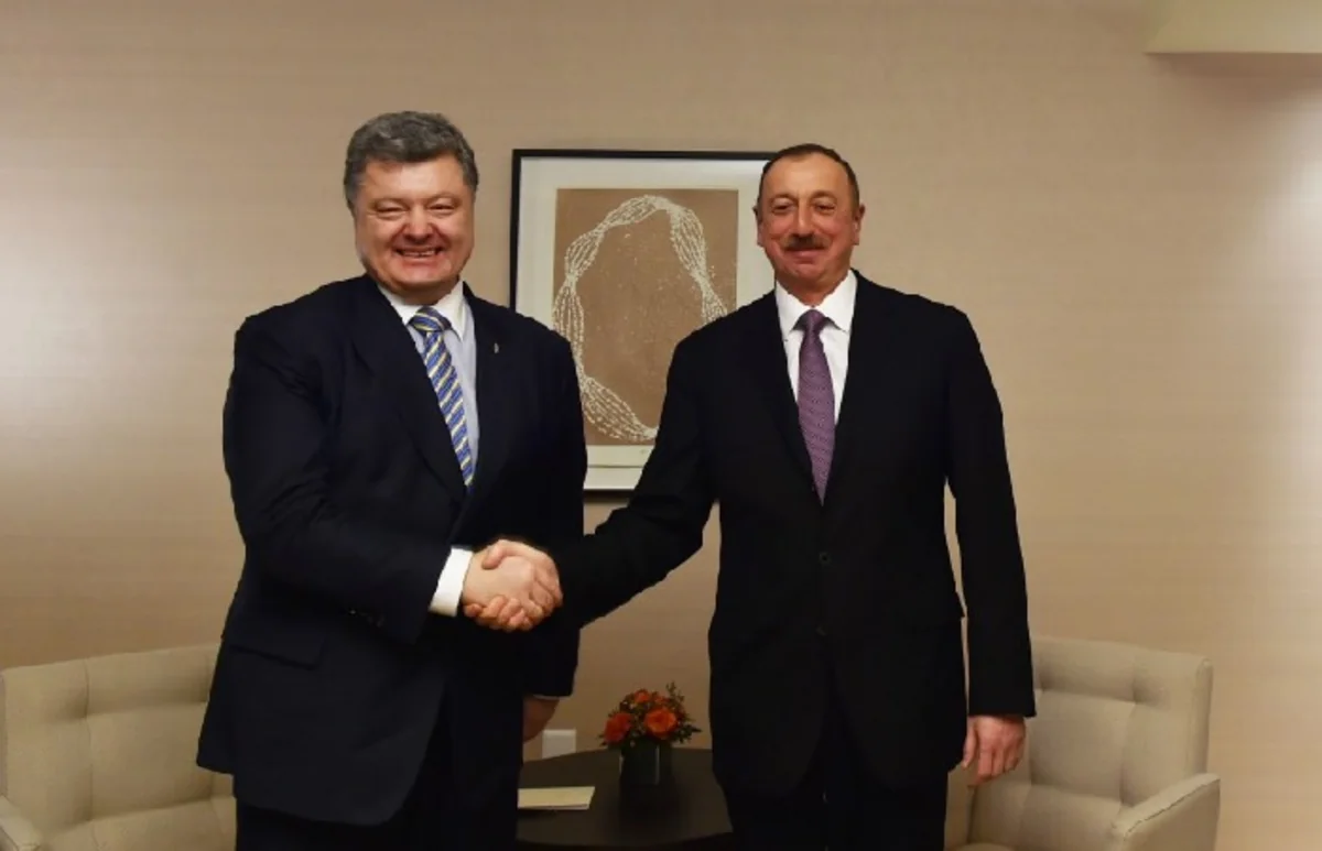 Azerbaijan President extends greetings to Ukrainian counterpart