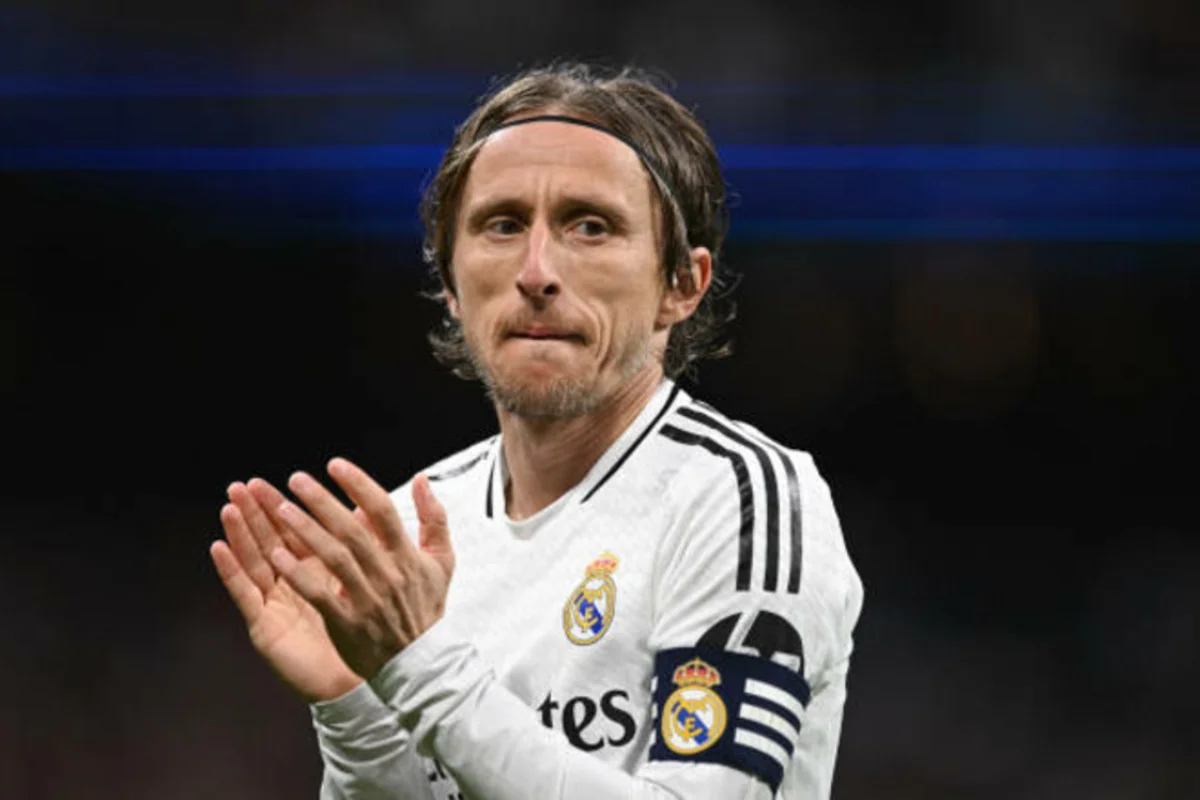Luka Modriç Realla müqavilə müddətini daha 1 il uzatmağı düşünür