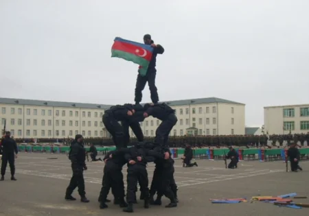 Gənc əsgərlər Vətənə sədaqət andı içiblər