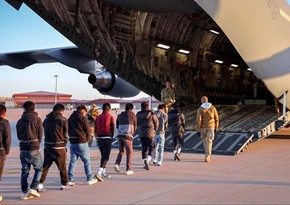 ABŞ 131 miqrantı Özbəkistana deportasiya edib
