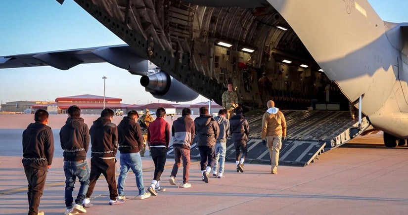 ABŞ 131 miqrantı Özbəkistana deportasiya edib