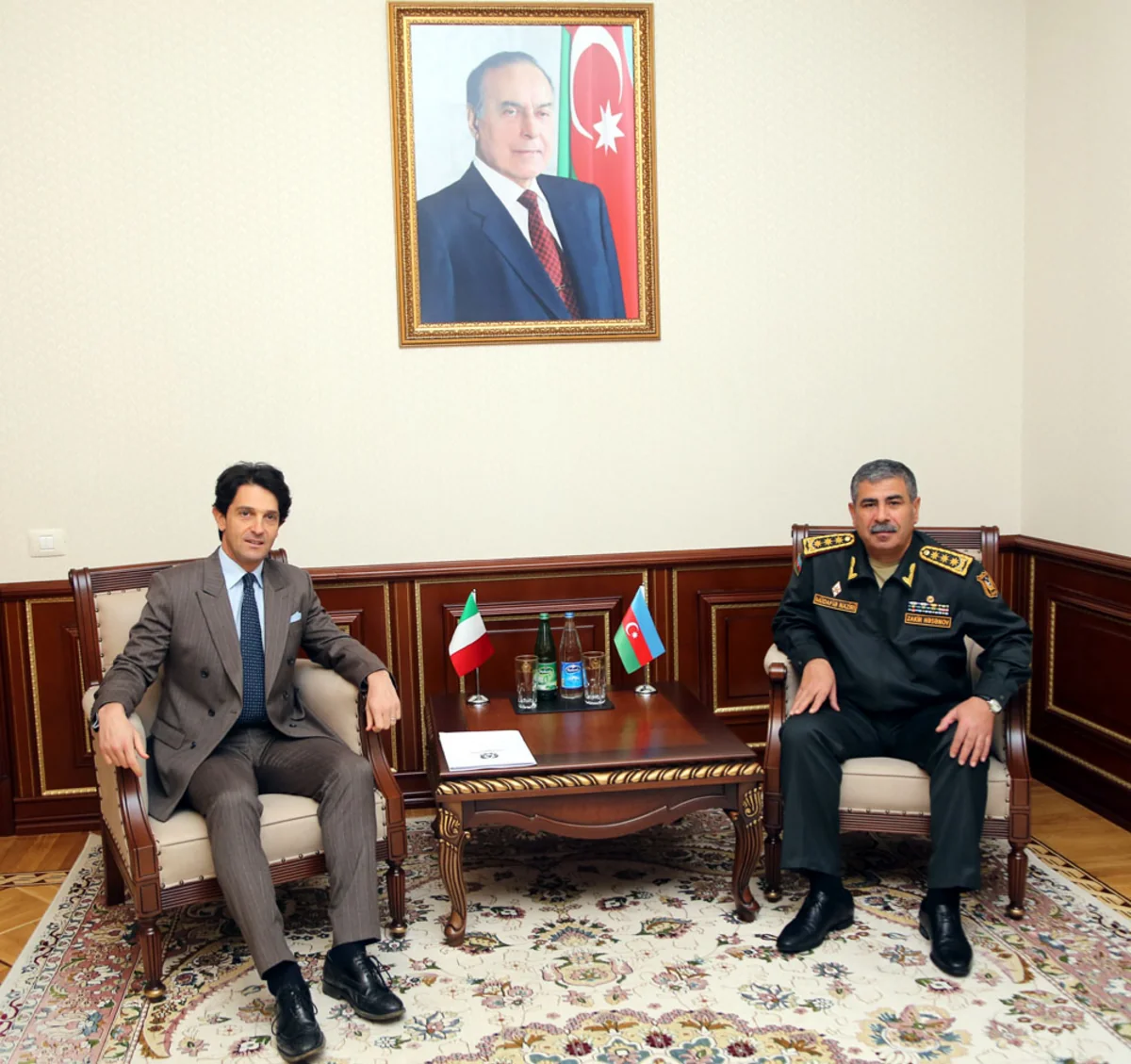 Azerbaijan and Italy discuss issues of military-technical cooperation
