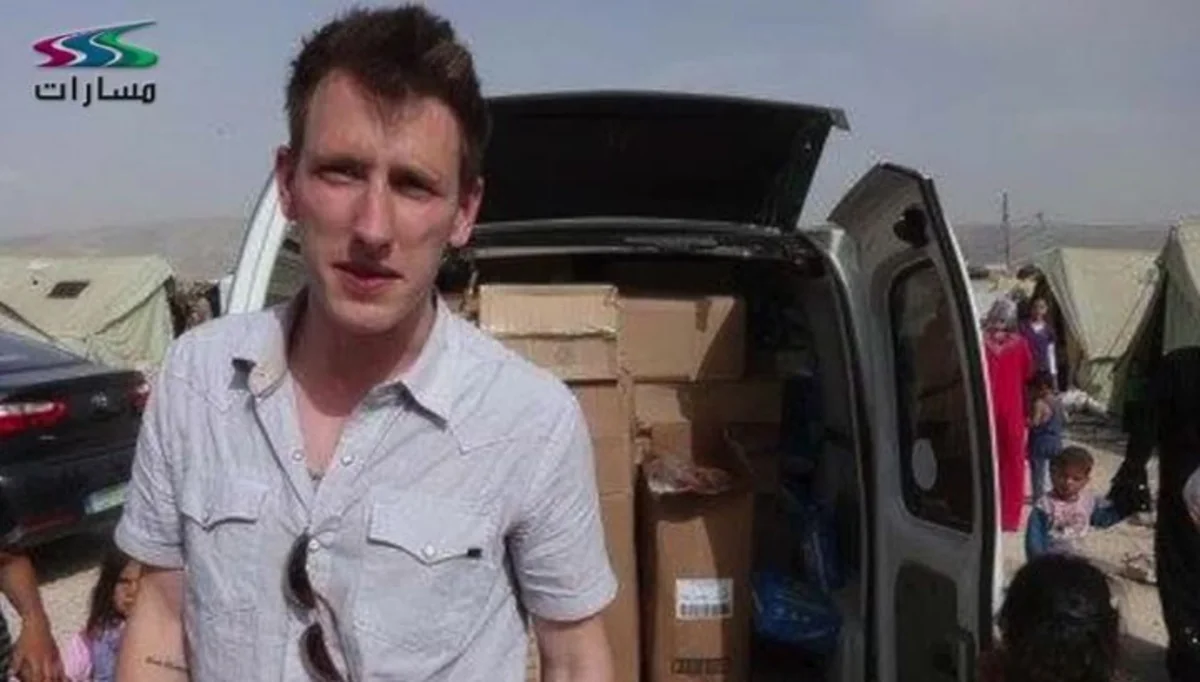 Video claims ISIS militants have beheaded American hostage Peter Kassig