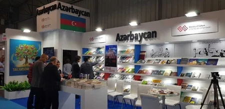 İstanbulda “Yurt sevdası” kitabının təqdimatı olub