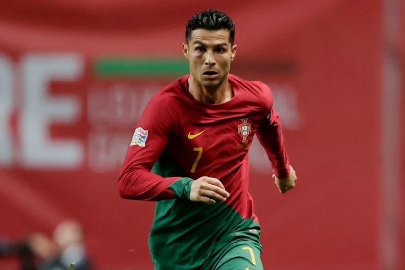 Ronaldu Messi və daha 3 futbolçunun rekordunu təkrarlayıb