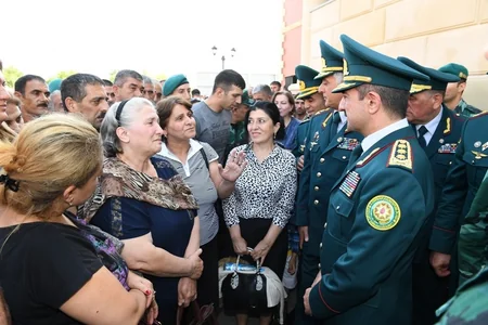 DSX-nin hərbi hissəsində gənc əsgərlərin andiçmə mərasimi keçirilib