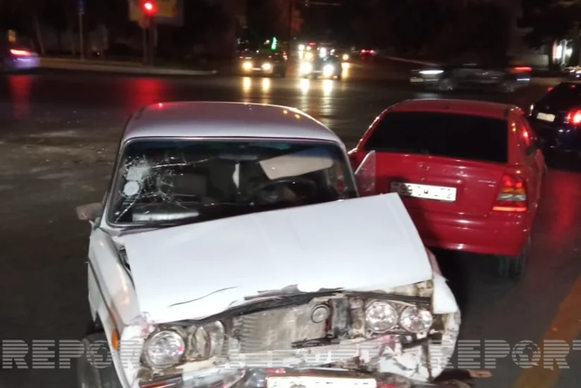 Bakıda iki avtomobil toqquşdu