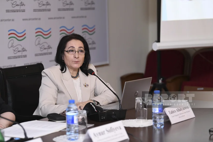 Azərbaycan qadın tədqiqatçıların faizinə görə dünyada birinci yerdən üçüncü yerə enib