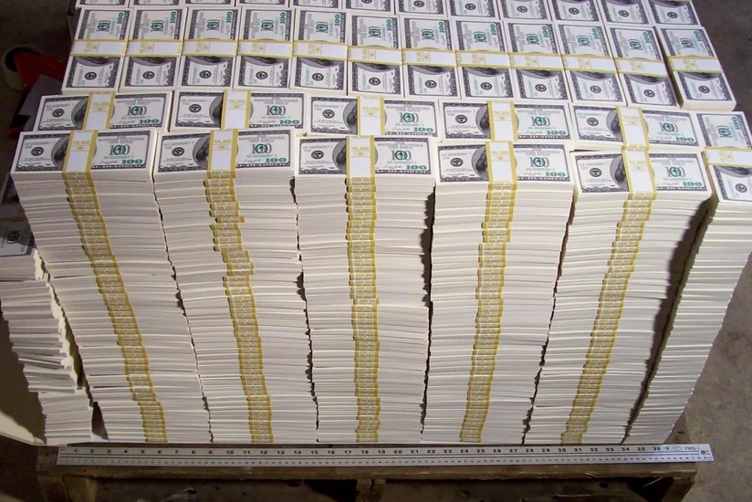 Dollar milyarderləri ötən il 300 mlrd. dollar itirib