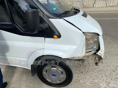 Abşeronda iki avtomobil toqquşub