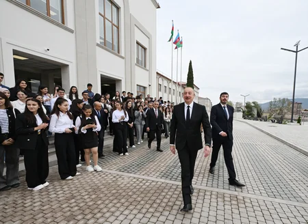 Prezident İlham Əliyev Qarabağ Universitetinin təmirdən sonra açılışında iştirak edib - YENİLƏNİB-4