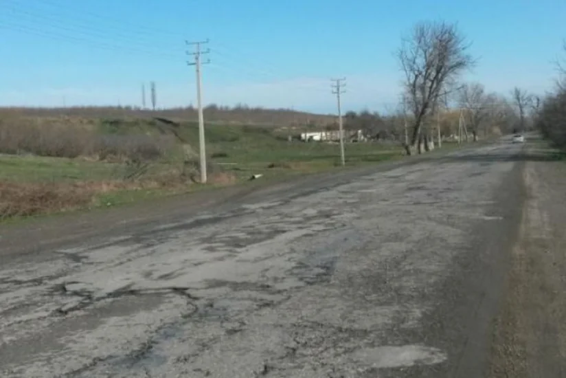 Əvvəlki Ələt-Astara yolunun Biləsuvar və Cəlilabaddan keçən hissəsi keçilməz hala düşüb