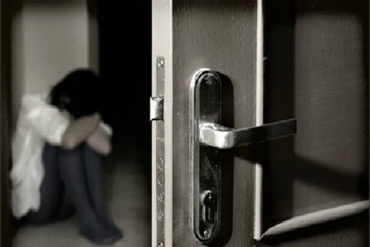 ​Mənzildə köməksiz vəziyyətdə qalan üç nəfər xilas edilib