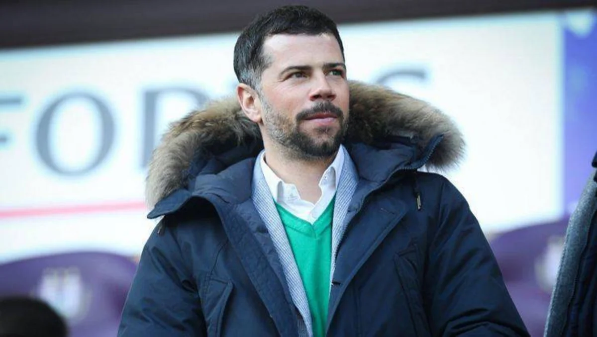 Serbiya millisinin və “Fənərbağça”nın sabiq futbolçusu axtarışa verilib