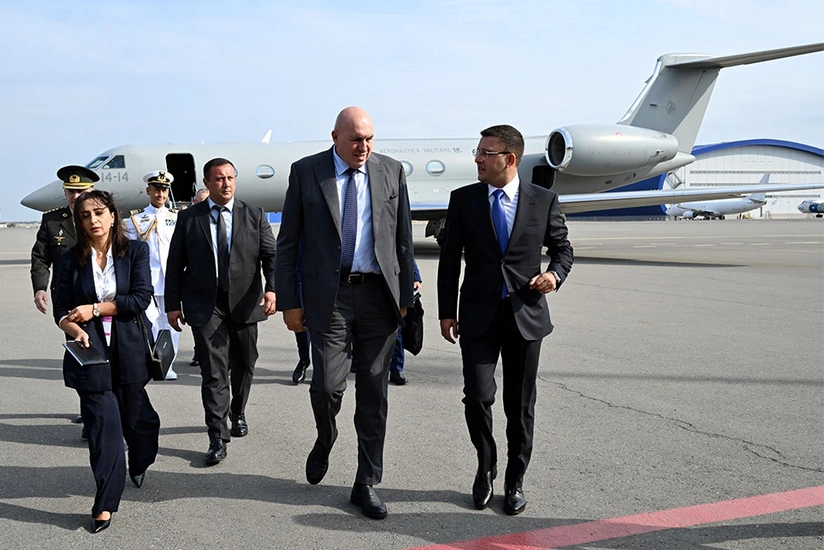 İtaliyanın müdafiə naziri Azərbaycana səfərə gəlib
