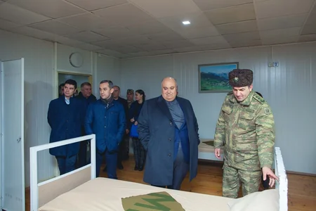 Kapital Bankn rəhbərliyi əsgərlər və şəhid ailələri ilə görüşüb