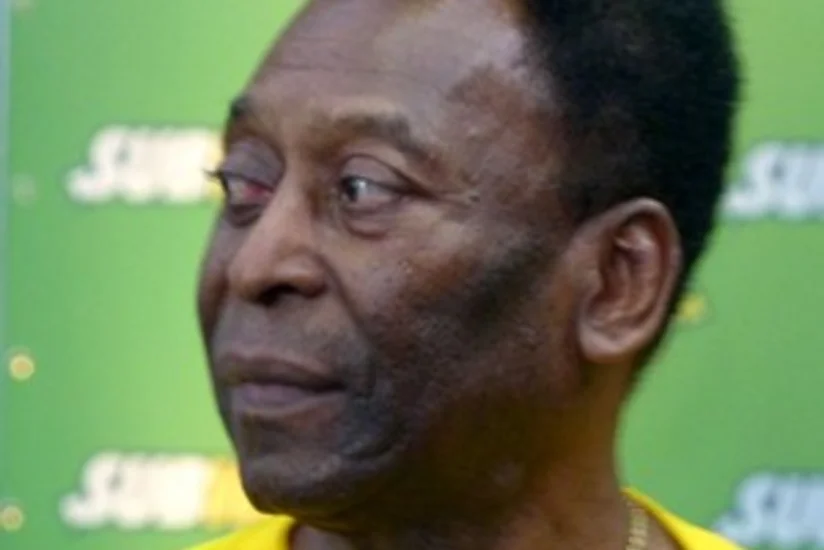 Pele xəstəxanaya düşüb