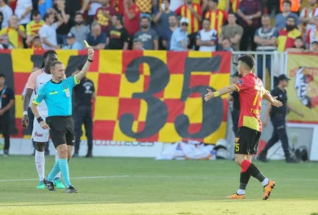 Qalatasaray 21-ci dəfə Türkiyə çempionu olub