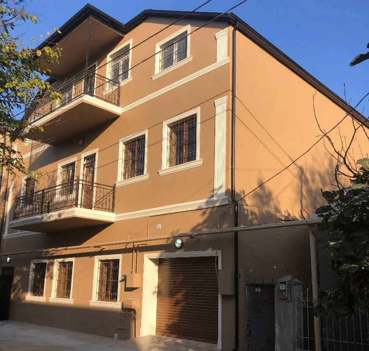 Birinci vitse-prezident Mehriban Əliyevanın tapşırığı ilə Əbülfəz Elçibəyin evi təmir edilib - FOTO