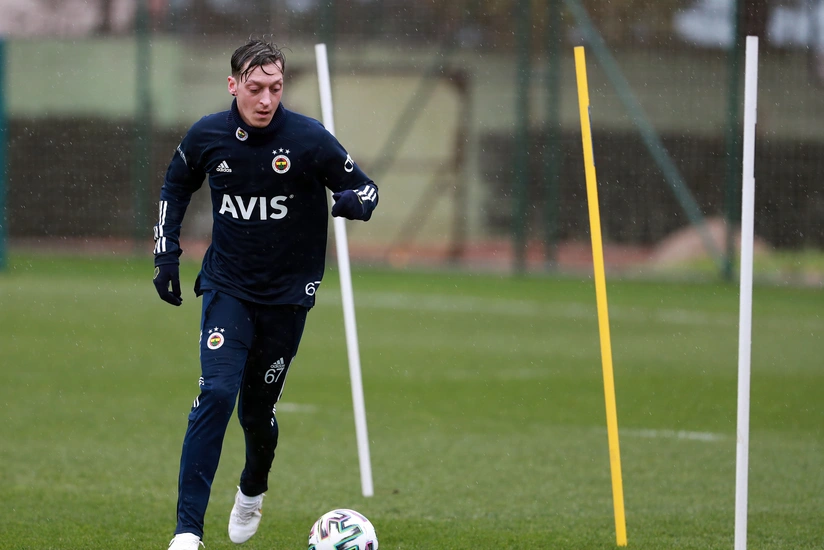Mesut Özil: Çempion olacağımıza inanıram
