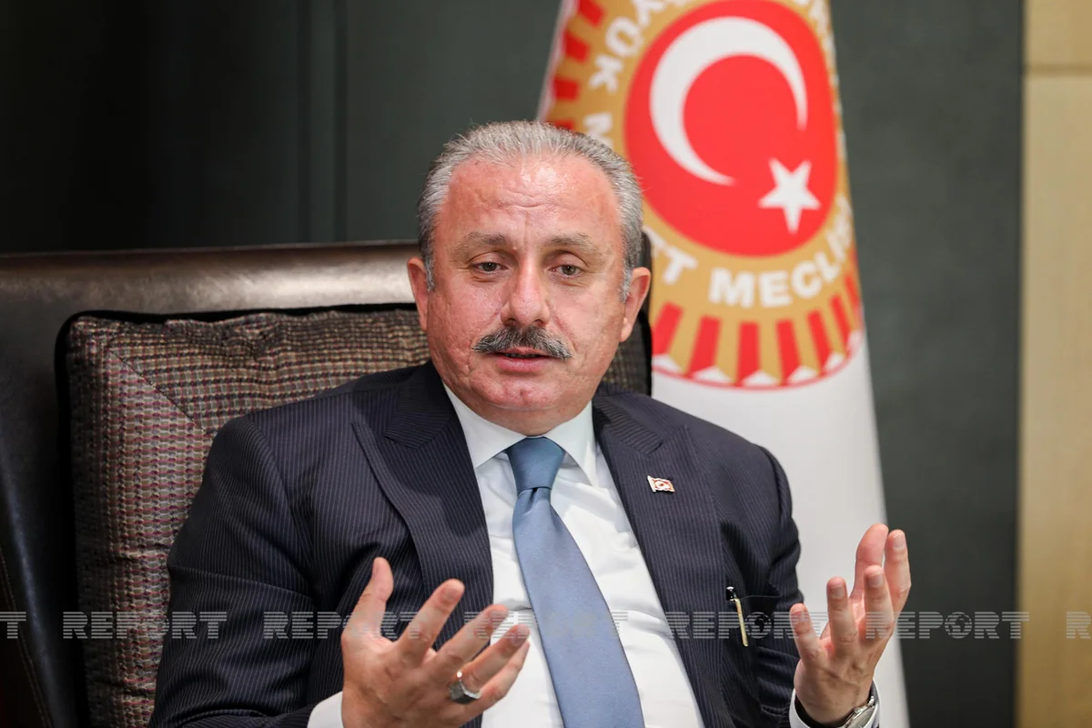 Turkish Parliament Speaker arrives in Azerbaijan