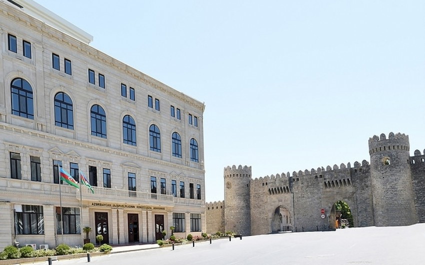 Nəsimi Rayon Məhkəməsinin müraciəti əsasında konstitusiya işinə baxılıb