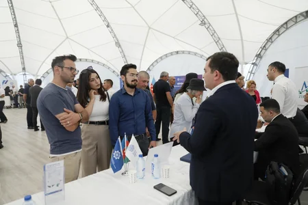 Laçında əmək yarmarkası keçirilib, 335 vakansiya təqdim edilib