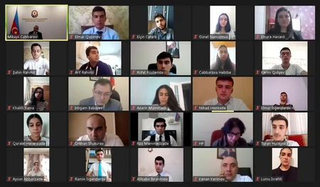 Mikayıl Cabbarov iqtisadiyyatın inkişafı üçün əsas çağırışları açıqladı