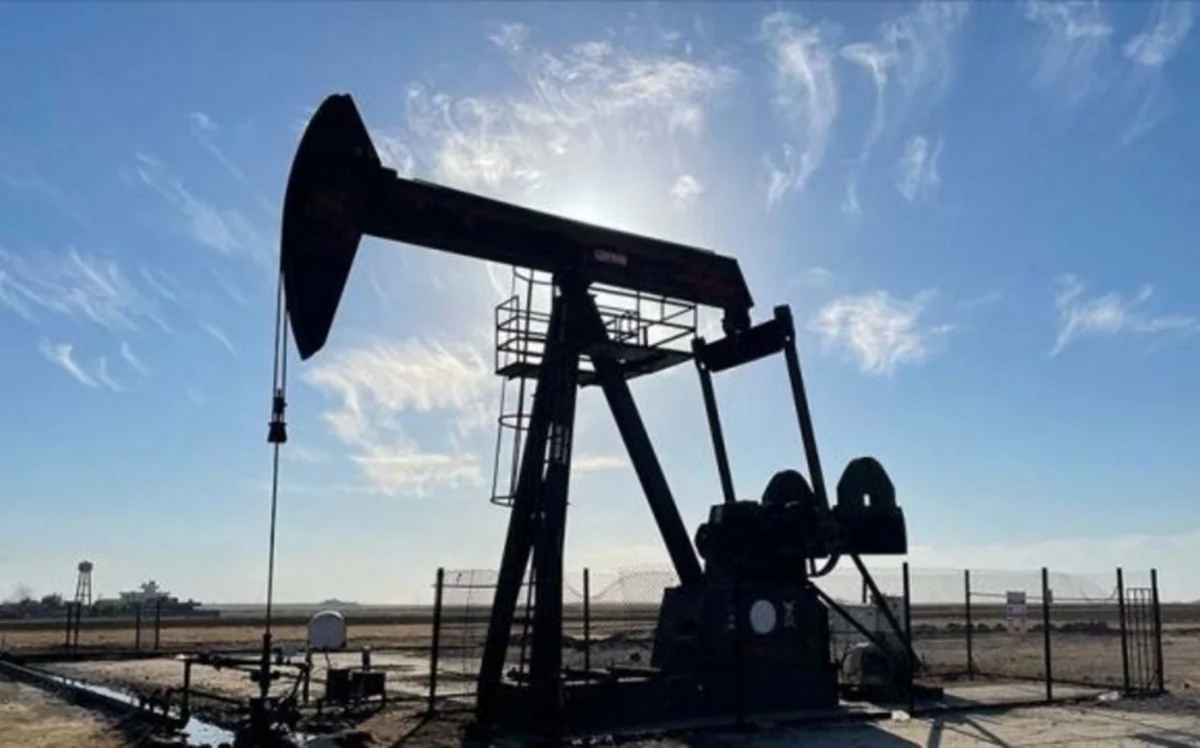 IEA announces daily volume of oil production in Azerbaijan for June ...